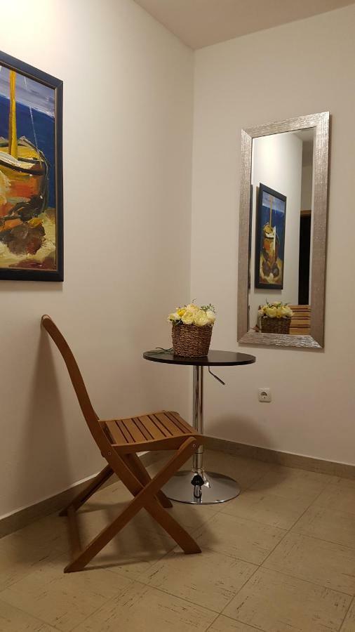 Apartment Lavanda Garden 라브 외부 사진
